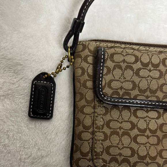 Coach Brown and Tan Geometric Clutch Wristlet - Picture 2 of 11